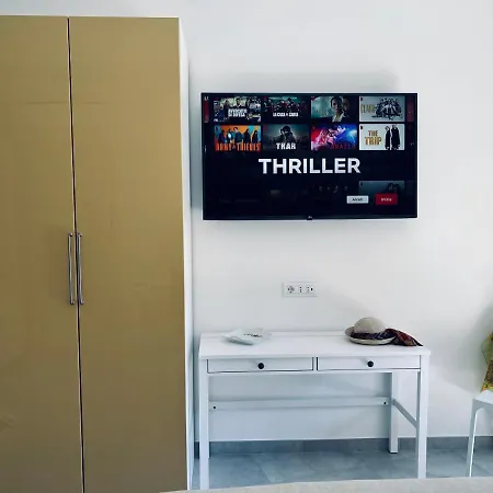 Treehouse Апартаменты *