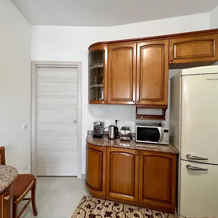 Treehouse Apartament *